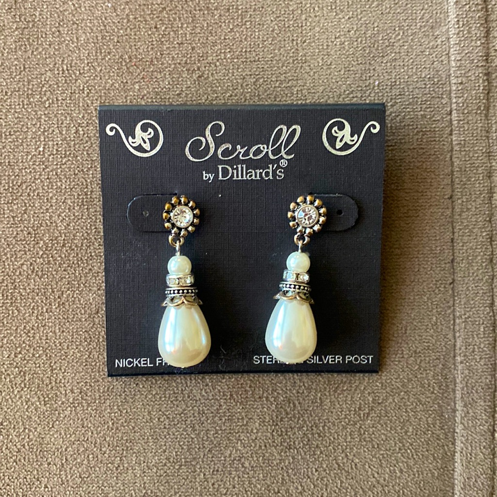 Nwt Pearl Earrings